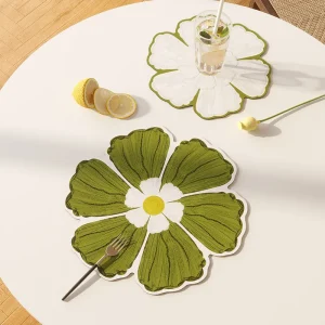Bubbento 2-Piece Flower & Rectangle Waterproof Table Mat Set