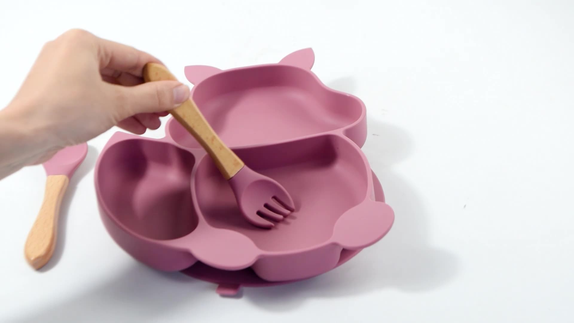 Bubbento Squirrel Compartment Silicone Dinner Plate Set - Image 2