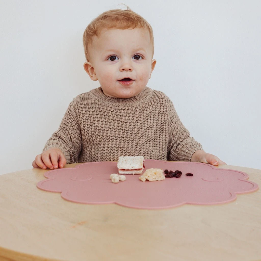 silicone-placemat-for-round-table-dusty-rose-angled-983461 (9).webp